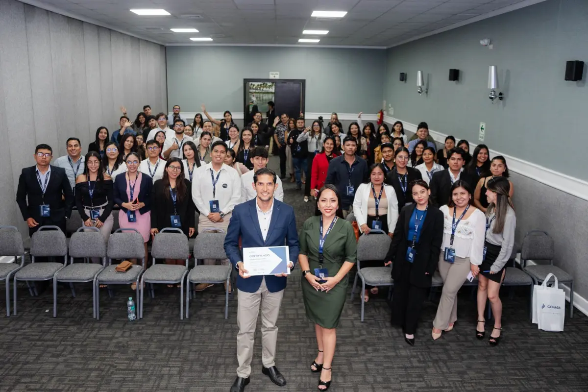 Participante en evento APEII 01