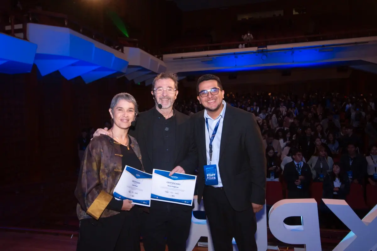 Participante en evento APEII 21